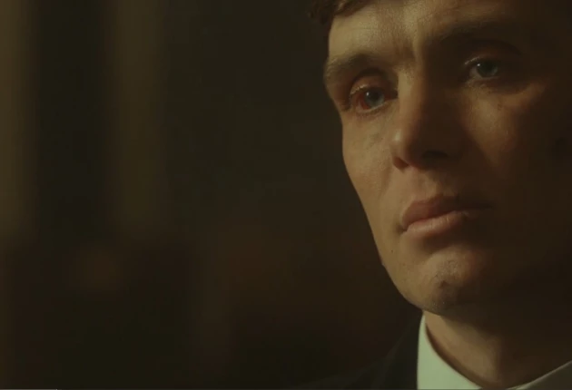 Кадры 2 сезона 2 серии сериала Острые Козырьки
